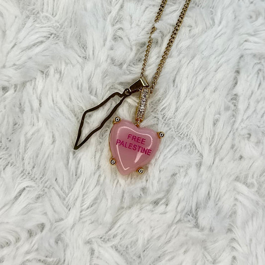 'FREE PALESTINE' HEARTSHAPED PENDANT WITH MAP NECKLACE | SOFT PINK